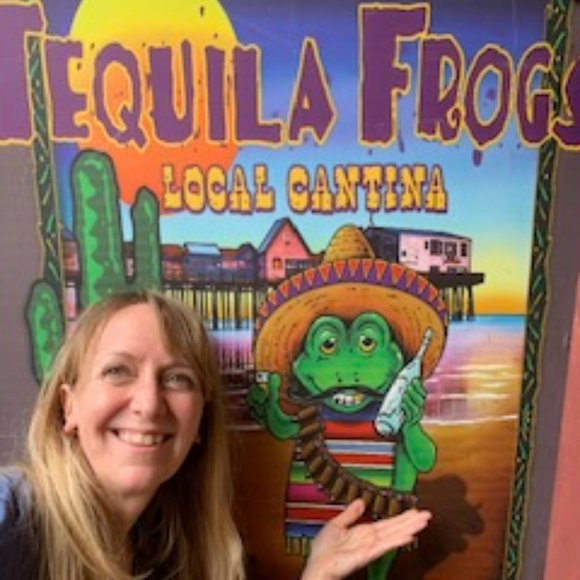 Meet your Posher, Stephanie - Picture 3 of 6